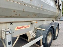Fruehauf STEEL CHASSIS,  DUMPER!   Full spring!  TOP con...
