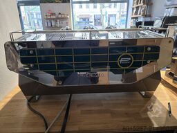 Faema (Gruppo Cimbali) President GTI A/3 (3Gruppig)