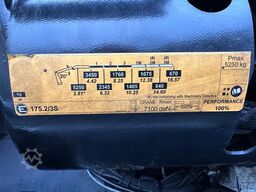 Mercedes-Benz Arocs 3243 8x4 Tridem Kipper/Kraan Euro 6