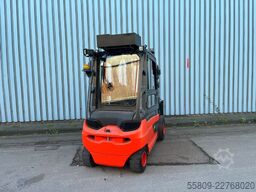Linde E35L 01/ Vorschubgabel/ SS/ ZV