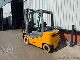 Jungheinrich EFG 425 / Triplex 5500 mm / NEUGERÄT
