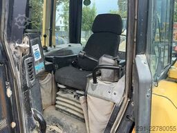 Caterpillar D6N XL