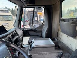 RENAULT Premium 320 4x2 Hiab 102-3