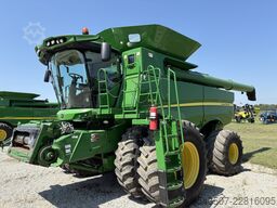 John Deere S680