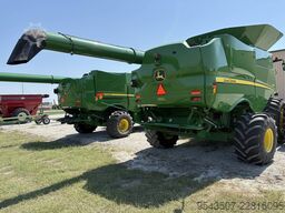 John Deere S680