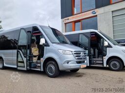 MERCEDES-BENZ 519 und 517 Glasdach XXL  20 Sitze Stock