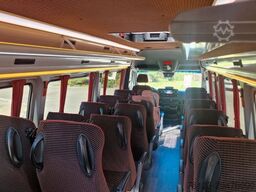 MERCEDES-BENZ 2 x 517 Lord Comfort XXL Lagerfahrzeug 23 SS