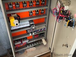 De Lama DLST/L Class 100