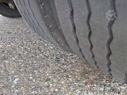 Meert Semi Curtainside / SAF / Double Tires