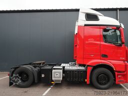 Mercedes-Benz Actros 1942 tractor unit