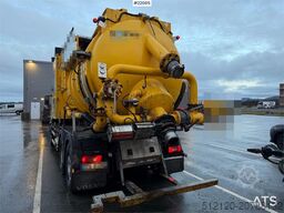 Volvo FM 6x2 supersuction w/ Disab body 1 owner car