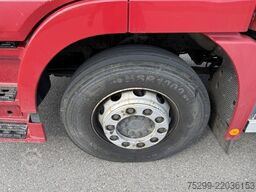 Mercedes-Benz Actros 1836 4x2 Koffer/HB / Swiss-Vehicle