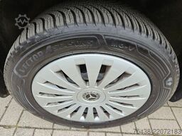 MERCEDES-BENZ Vito 116 CDI PRO LANG|4 tKM|2,5tAHK|LED|GARANTIE