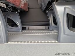 MERCEDES-BENZ Sprinter Lord Light 22 Sitzer 5 x Lagerfahrzeug