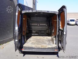 Renault Trafic 1.6 dCi L2 - EURO 6 - Airco - Navi - Cru...