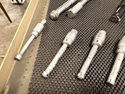 Three-point internal micrometer 