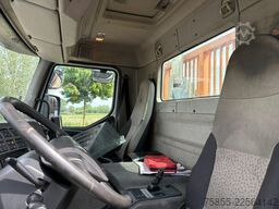 Renault Kerax 380 6x4 Full Steel / Hiab 166B-3 / Remote...
