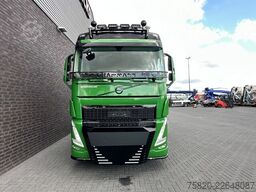 Volvo FH 540 10X4 TREKKER-BAKWAGEN + FASSI F 2150+L 8...