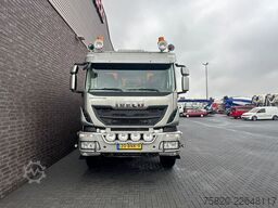 Iveco Trakker 500 10X4  KIPPER/TIPPER./PIET RUIZEVELD...