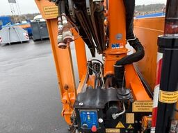 Garant Abrollmulde mit HMF Kran + Funk