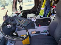 Liebherr LTM 1350-6.1