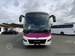 MAN R 10 Lions Coach C