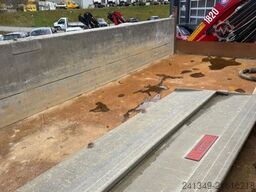 RENAULT Kerax 410 6x4 HMF1820-7 **38'000KM**