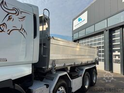 RENAULT Lander 460 8x4 Moser 3S