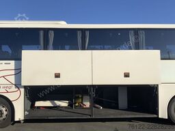MAN R 09 Lions Coach C