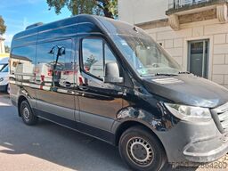 MERCEDES-BENZ Tourer RWD 315 CDI 9-Sitzer 20 STÜCK