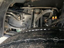 VOLVO FMX 460 6x4 liftachse Abrollkipper KRAN 13m FUNK