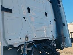 MERCEDES-BENZ ACTROS 1851