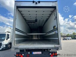 VOLVO FM 380 / Schmitz / 3 Kammer / Carrier ICELAND