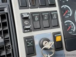 Pin Outlet Pin Outlet Pin Outlet