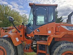 Doosan DL200