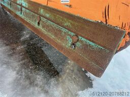 Schmidt U-H2 folding wing plough