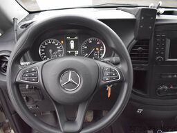Mercedes-Benz Vito 4x4 Notarzt Einsatzfahrzeug NEF