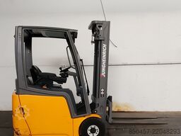 Jungheinrich EFG 215 4.8m/ 1826mh
