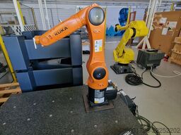 KUKA KR6 R900 sixx
