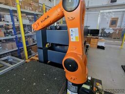 KUKA KR6 R900 sixx