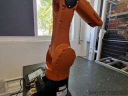 KUKA KR6 R900 sixx