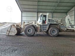 LIEBHERR L576 XPower Radlader 29 Ton *11.603 h *Waage