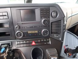 Mercedes-Benz 1843 LS