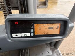 Jungheinrich EFG 216 k / 3263 Std. / AKKU 2025