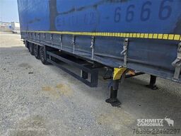 Schmitz Cargobull Semitrailer Curtainsider Mega