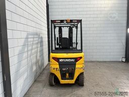 Hyundai 30BH-9