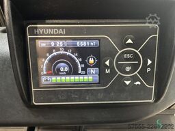 Hyundai 30BH-9