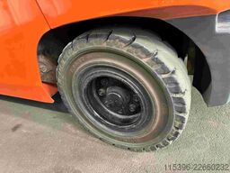 Toyota 40-8FD50N - TRIPLEX 5,5 m