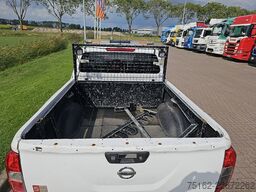 NISSAN NAVARA 2.3 4WD 4x4 160Pk NAP