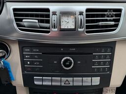 MERCEDES-BENZ E 300 BlueTEC HYBRID Navi Leder PDC LED EURO 5